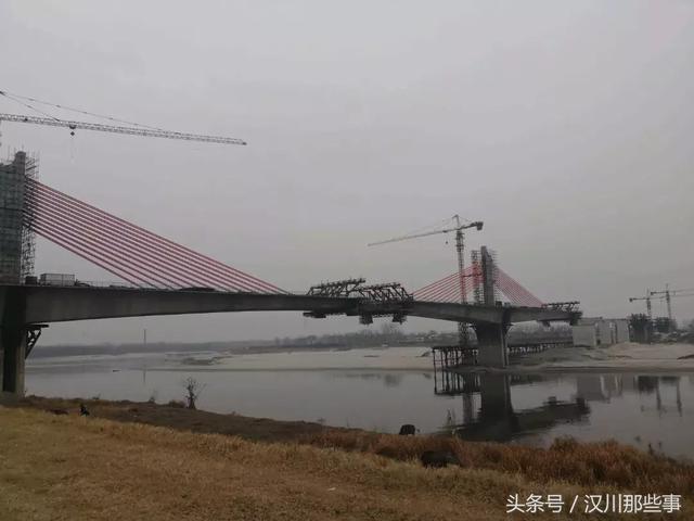 汉川二桥最新,汉川二桥的最新进展及其影响，一种观点的分析