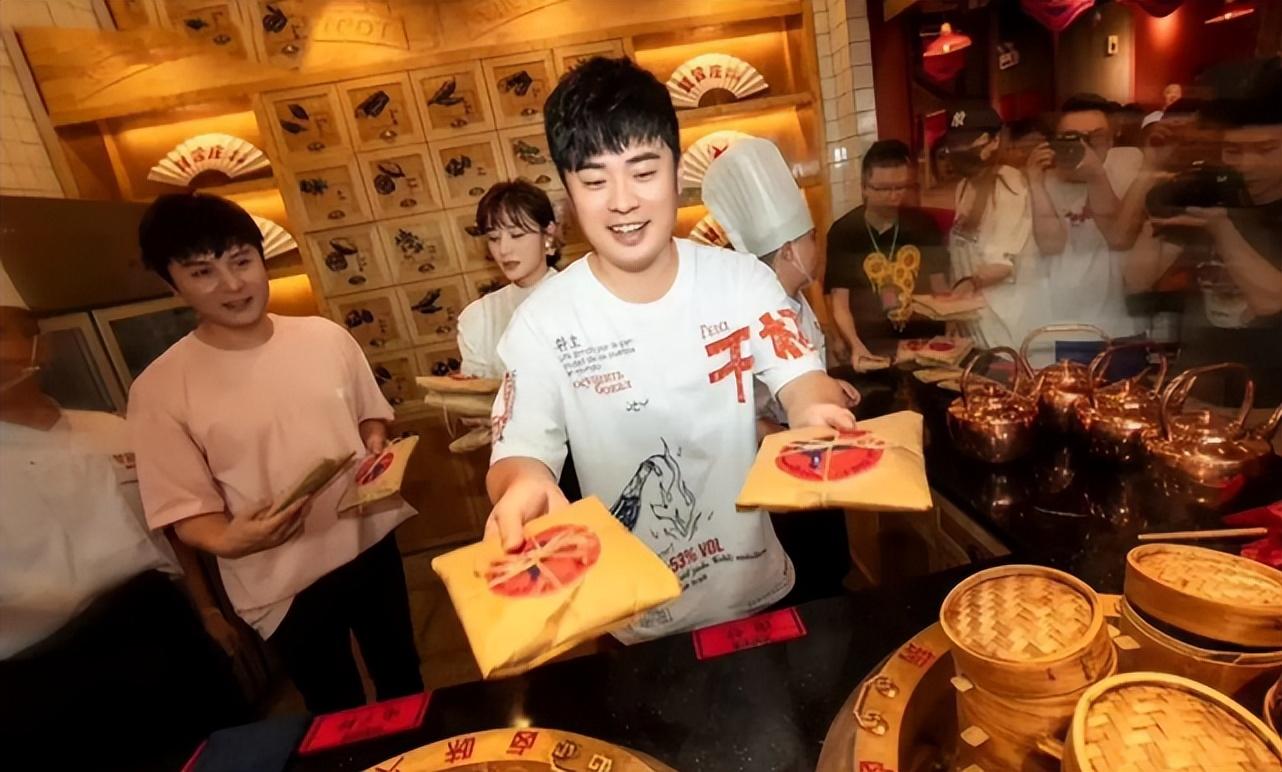 贤和庄最新,贤和庄最新，背景、重要事件与地位的时代印记
