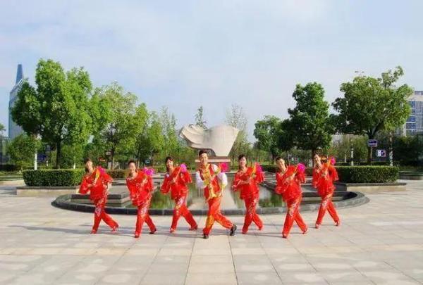 最新楠楠广场,最新楠楠广场，时代的繁华地标与商业新纪元