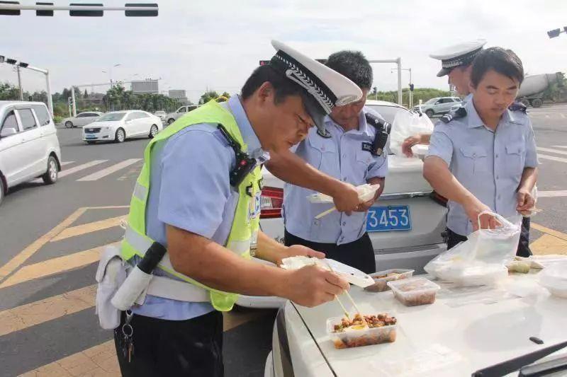 贵州交警APP最新版本的奇妙下载之旅